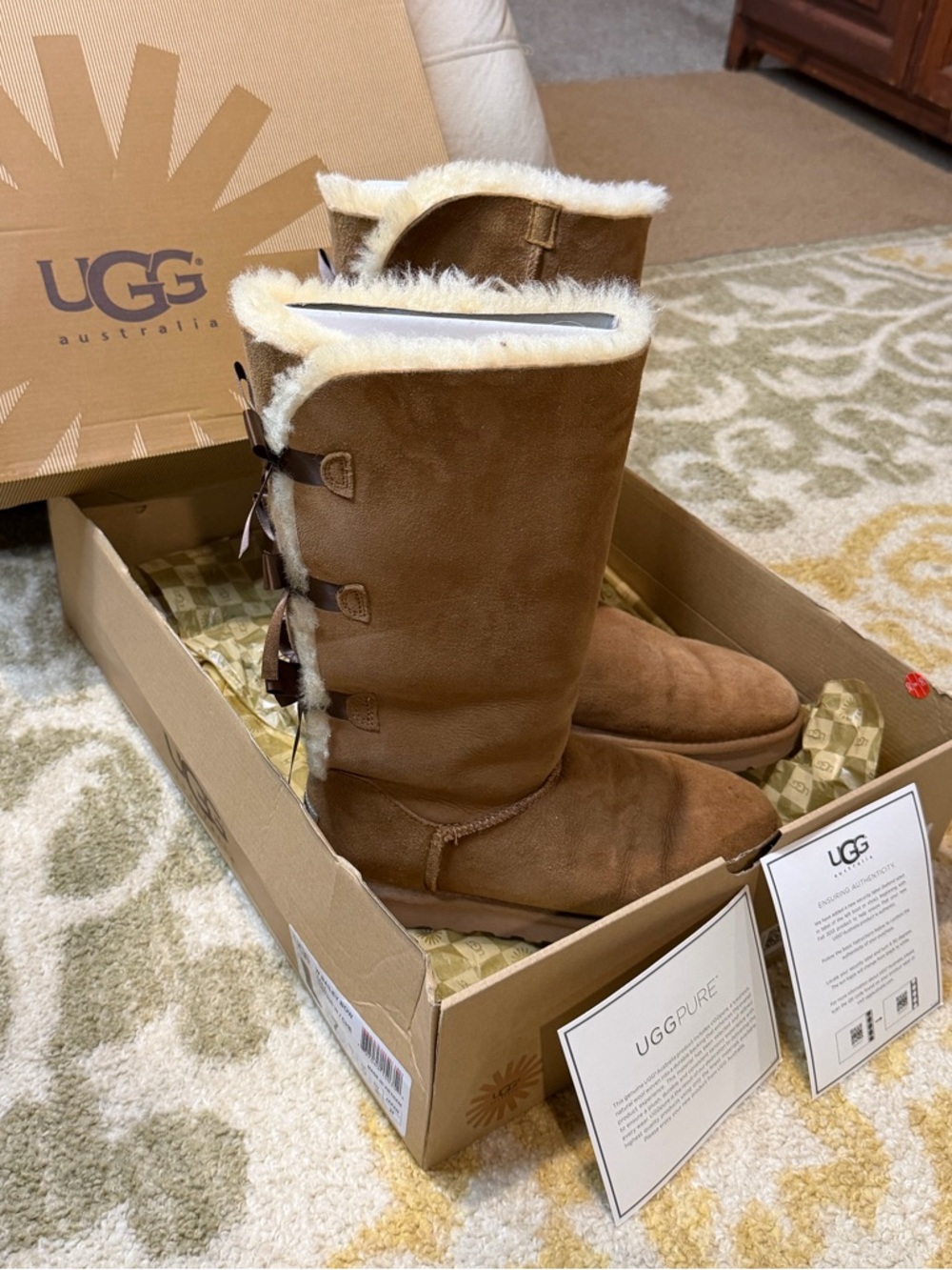UGG Women’s Bailey Bow Tall Boots W/Box - Chestnut - Size 7